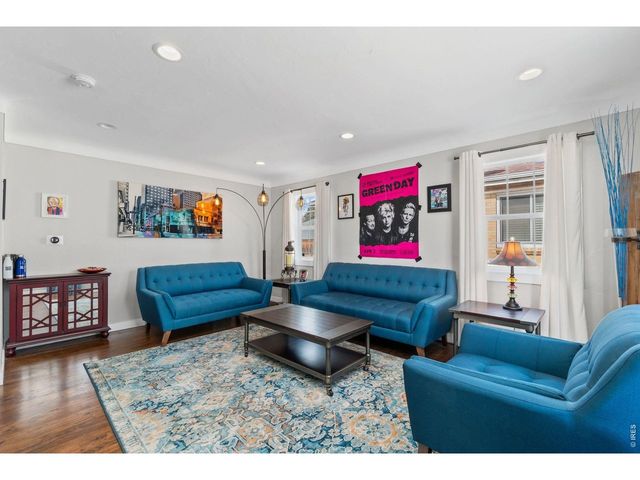 2201 Pontiac St, Denver, CO 80207