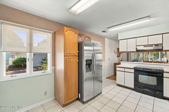 611 Camellia Lane, Sunset Beach, NC 28468