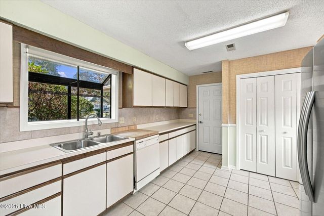 611 Camellia Lane, Sunset Beach, NC 28468