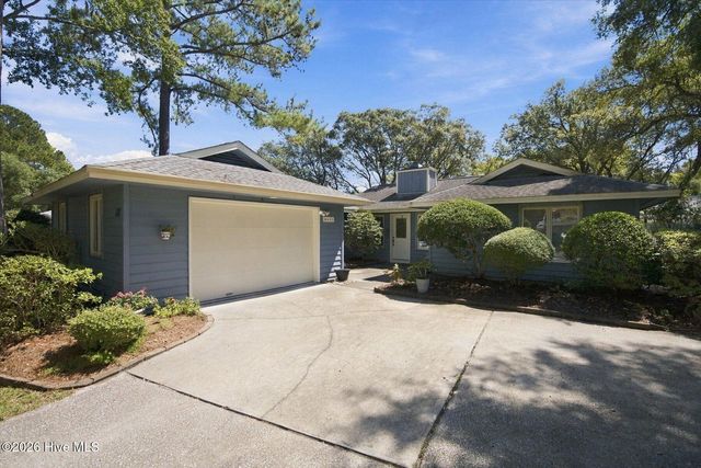 611 Camellia Lane, Sunset Beach, NC 28468