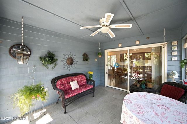 611 Camellia Lane, Sunset Beach, NC 28468