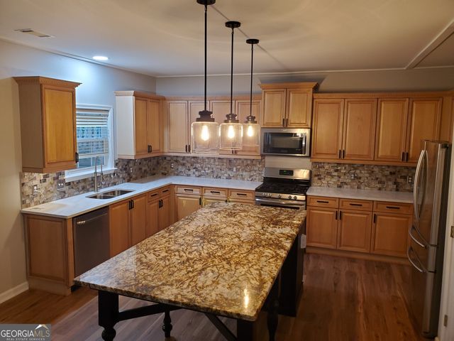 1038 Island View Court, Buford, GA 30518