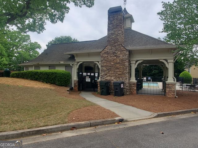 1038 Island View Court, Buford, GA 30518