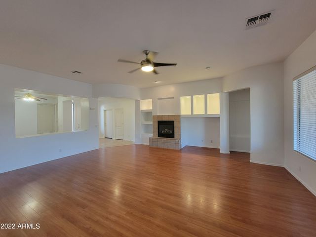 958 E Scorpio Place, Chandler, AZ 85249