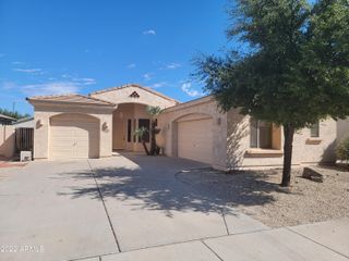 958 E Scorpio Place, Chandler, AZ 85249