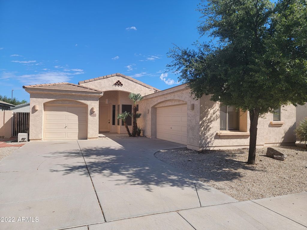 958 E Scorpio Place, Chandler, AZ 85249