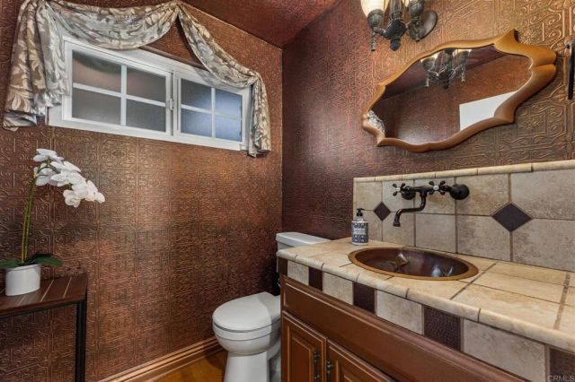 24625 Gilmore Street, West Hills, CA 91307