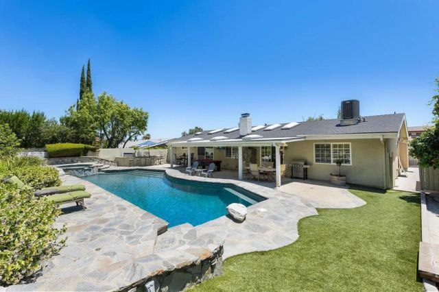 24625 Gilmore Street, West Hills, CA 91307