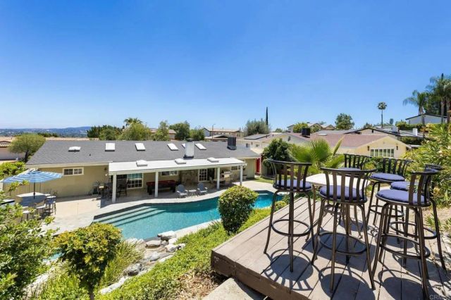 24625 Gilmore Street, West Hills, CA 91307