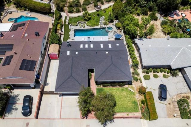 24625 Gilmore Street, West Hills, CA 91307
