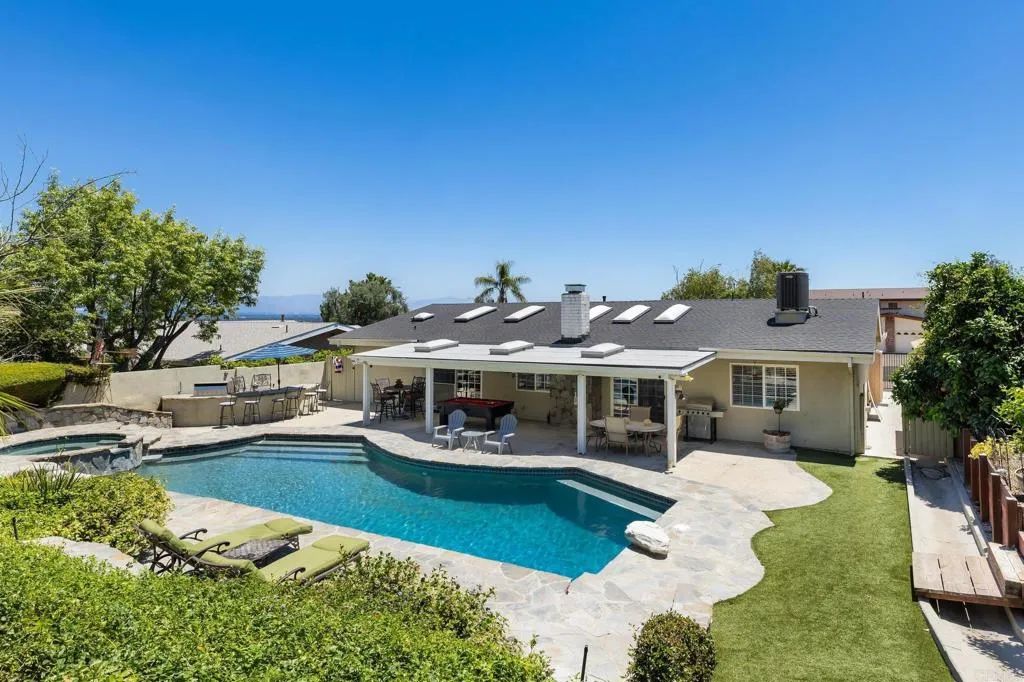 24625 Gilmore Street, West Hills, CA 91307