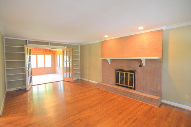 1717 Mount Vernon Drive, Fort Wright, KY 41011