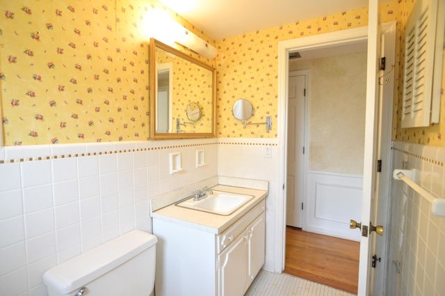 1717 Mount Vernon Drive, Fort Wright, KY 41011