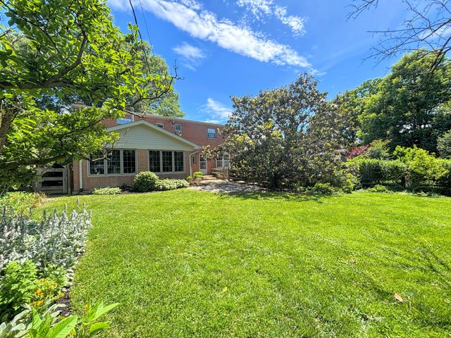 1717 Mount Vernon Drive, Fort Wright, KY 41011