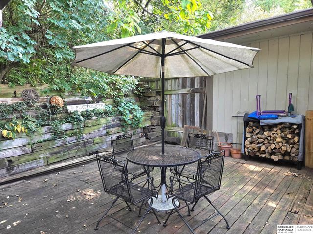 1103 HAPPY HOLLOW Court, Plattsmouth, NE 68048