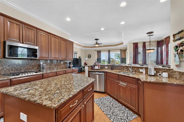 5207 LAKE VENICE DRIVE, Wimauma, FL 33598