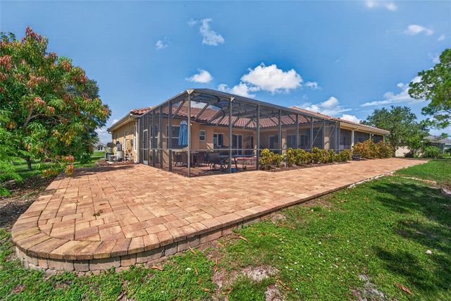 5207 LAKE VENICE DRIVE, Wimauma, FL 33598
