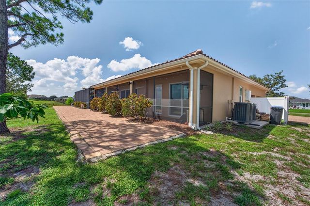 5207 LAKE VENICE DRIVE, Wimauma, FL 33598
