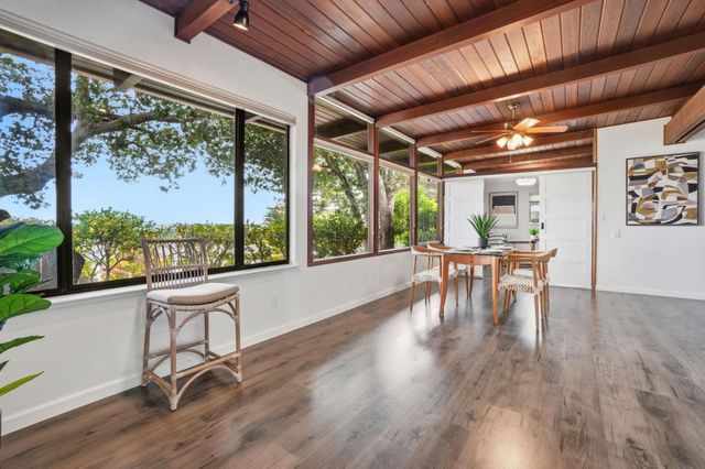 18 Hillbarn Court, San Mateo, CA 94403