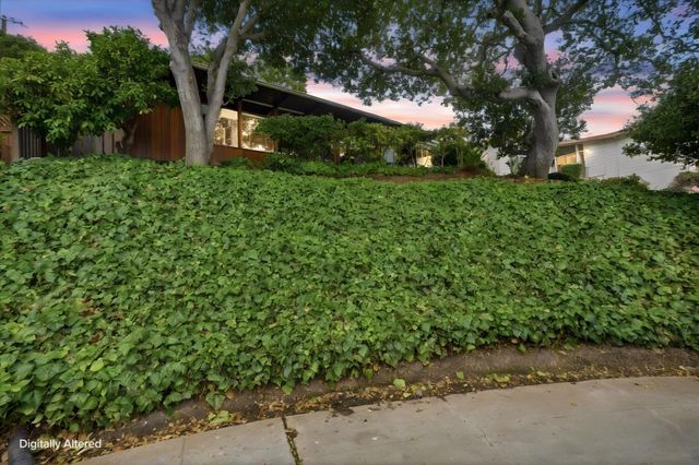 18 Hillbarn Court, San Mateo, CA 94403