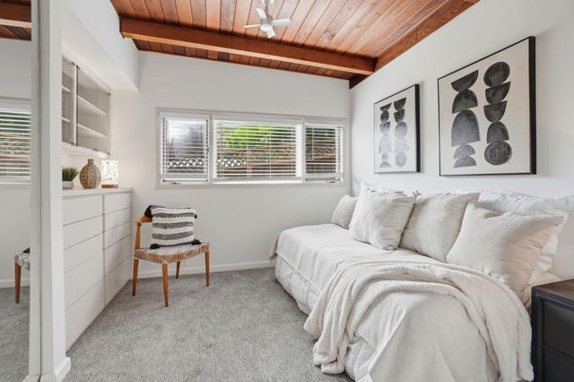 18 Hillbarn Court, San Mateo, CA 94403
