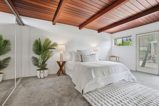 18 Hillbarn Court, San Mateo, CA 94403