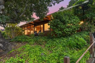 18 Hillbarn Court, San Mateo, CA 94403