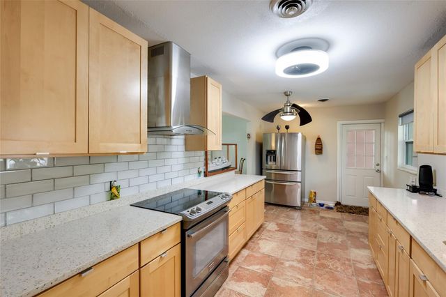 719 58TH STREET NW, Bradenton, FL 34209