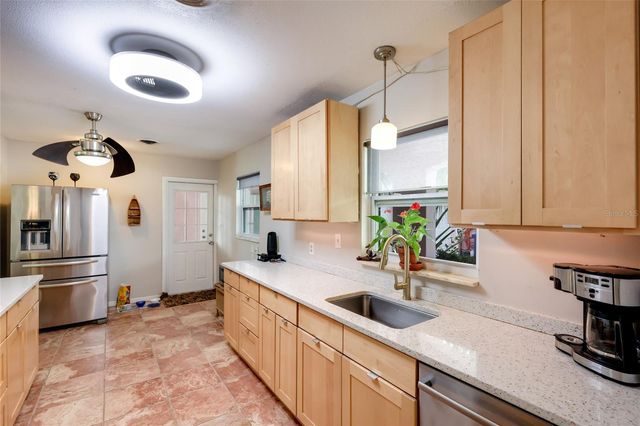 719 58TH STREET NW, Bradenton, FL 34209
