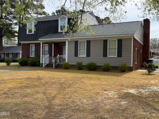 907 Chestnut Drive, Smithfield, NC 27577