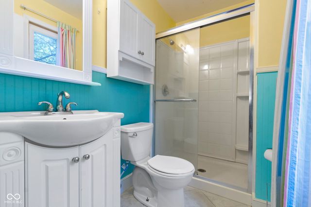 812 Eaglewood Drive, Zionsville, IN 46077