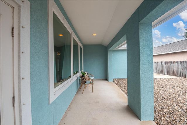 14013 HAWKSNEST BAY Dr, Corpus Christi, TX 78418