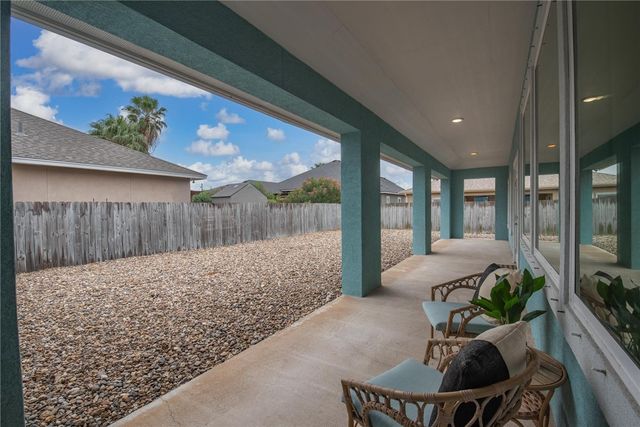 14013 HAWKSNEST BAY Dr, Corpus Christi, TX 78418