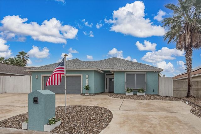 14013 HAWKSNEST BAY Dr, Corpus Christi, TX 78418