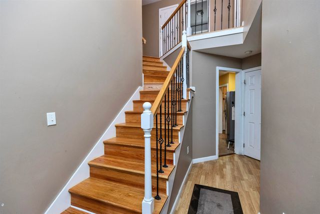 68 Pleasant Street, Antrim, NH 03440