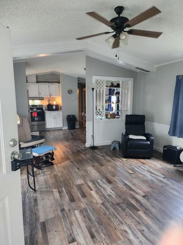 33 Tanglewood Drive, Burnside, KY 42519