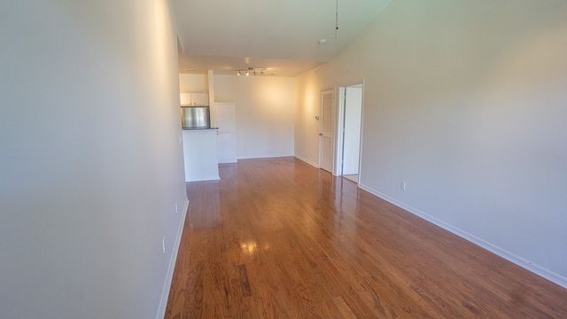 4261 NE Meadow Creek Circle 306, Fayetteville, AR 72703