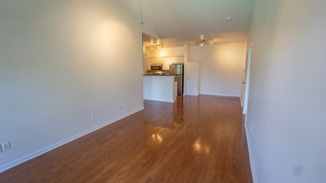 4261 NE Meadow Creek Circle 306, Fayetteville, AR 72703