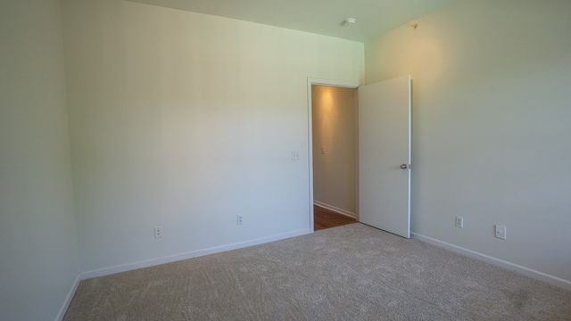 4261 NE Meadow Creek Circle 306, Fayetteville, AR 72703