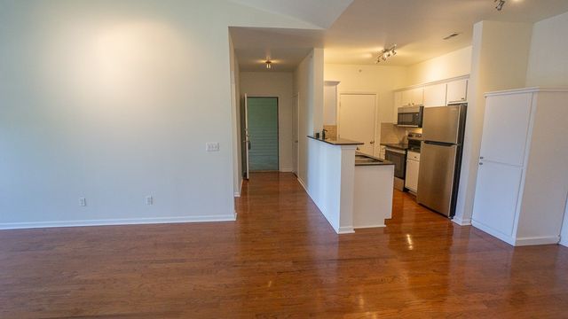 4261 NE Meadow Creek Circle 306, Fayetteville, AR 72703