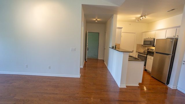 4261 NE Meadow Creek Circle 306, Fayetteville, AR 72703