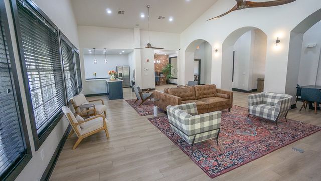 4261 NE Meadow Creek Circle 306, Fayetteville, AR 72703