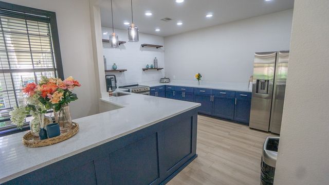 4261 NE Meadow Creek Circle 306, Fayetteville, AR 72703
