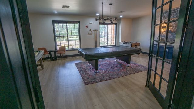 4261 NE Meadow Creek Circle 306, Fayetteville, AR 72703