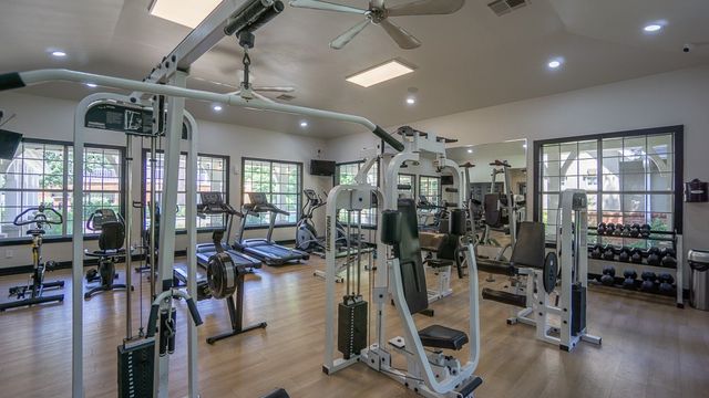 4261 NE Meadow Creek Circle 306, Fayetteville, AR 72703