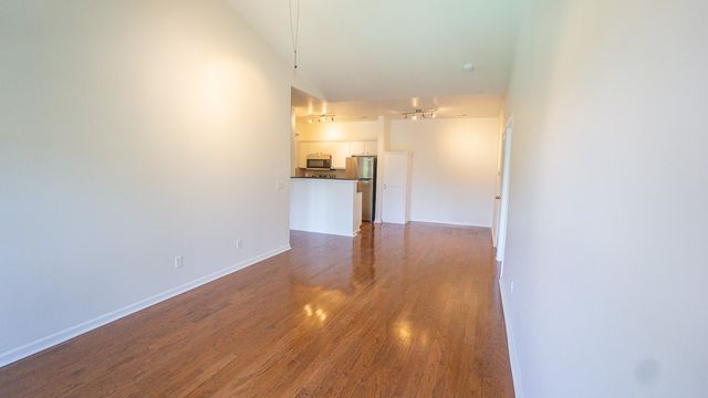 4261 NE Meadow Creek Circle 306, Fayetteville, AR 72703