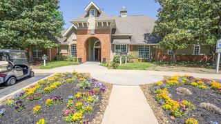 4261 NE Meadow Creek Circle 306, Fayetteville, AR 72703