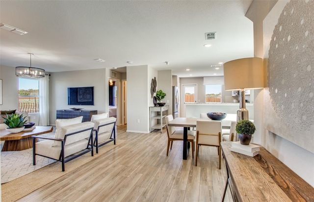 313 Hopson Street, Van Alstyne, TX 75495