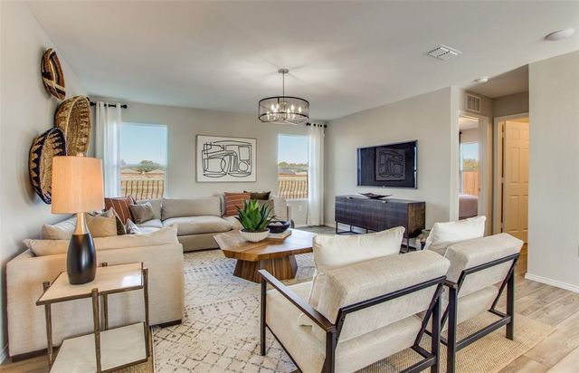 313 Hopson Street, Van Alstyne, TX 75495