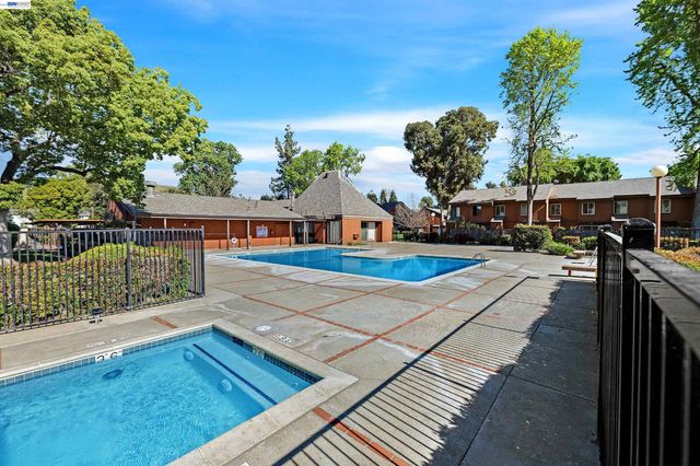 38623 Cherry Lane 221, Fremont, CA 94536